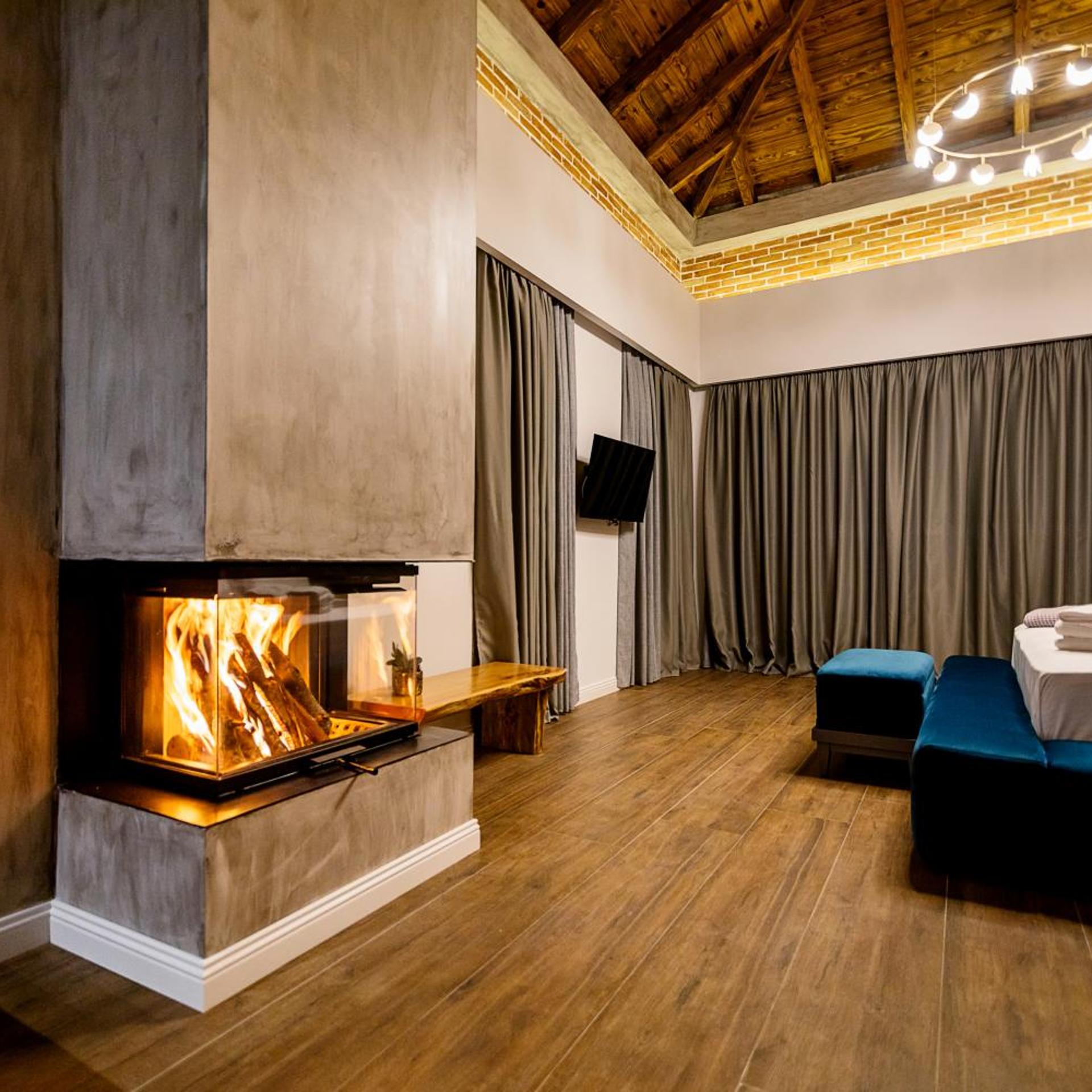 Vecchia Boutique Hotel 56/69