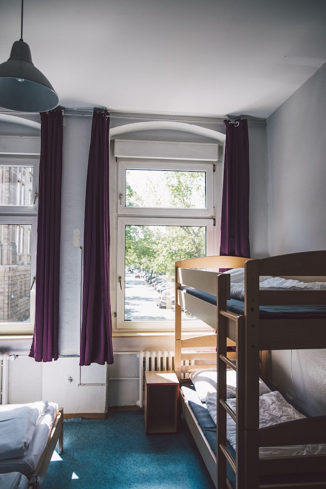 Happy Hotel Berlin 28/50