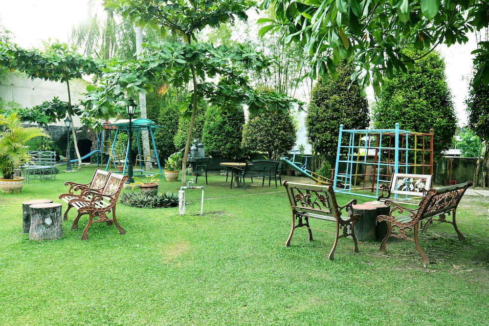 Angkasa Garden Hotel 28/31