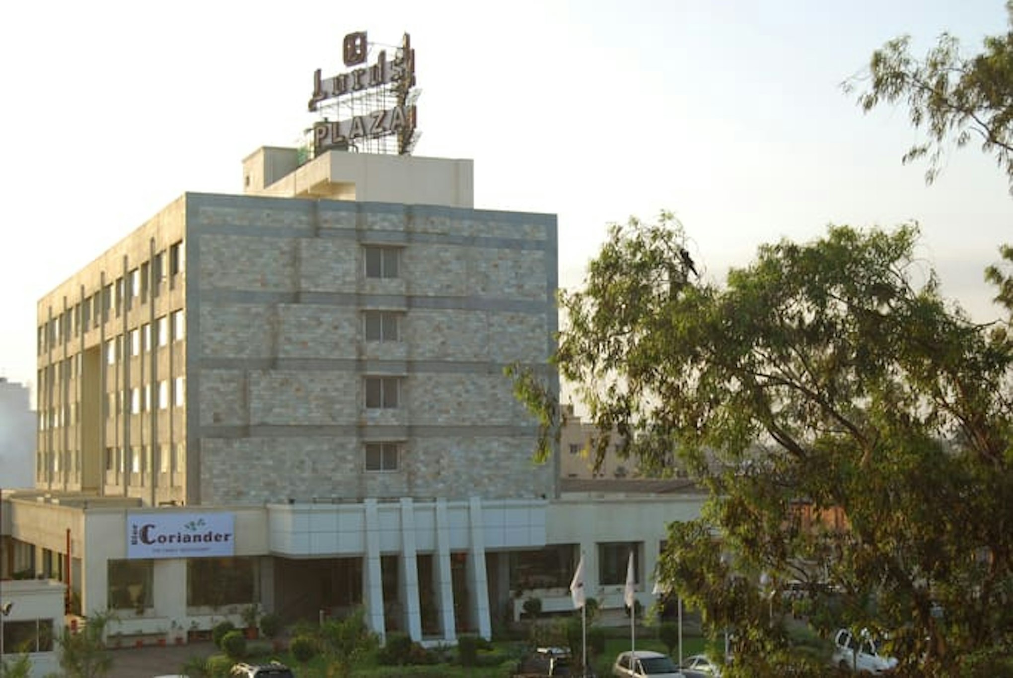 Lords Plaza Ankaleshwar 4/36