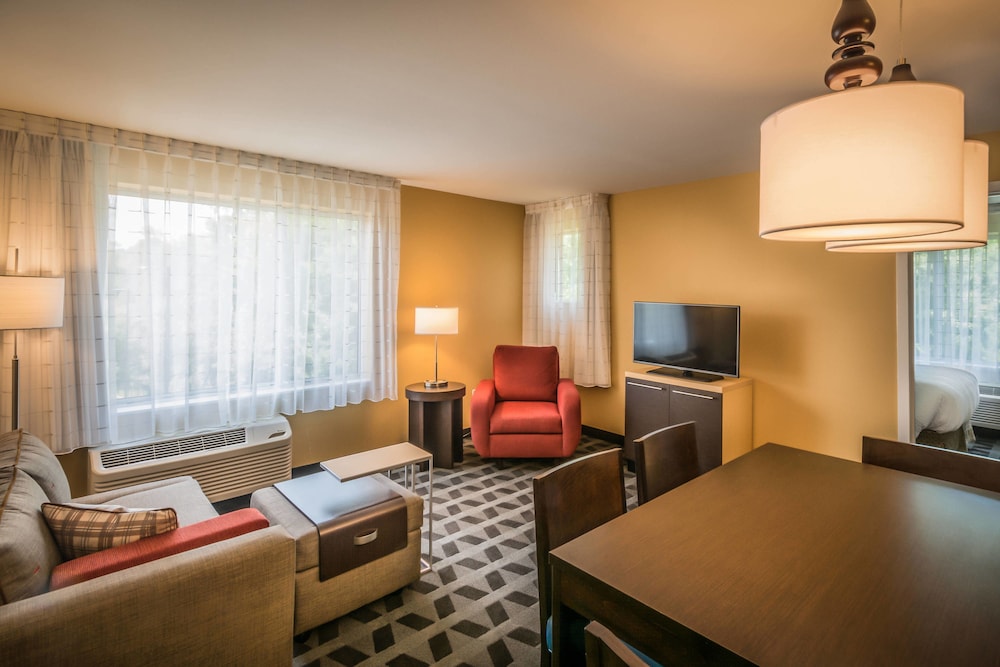 TownePlace Suites Goldsboro 27/51