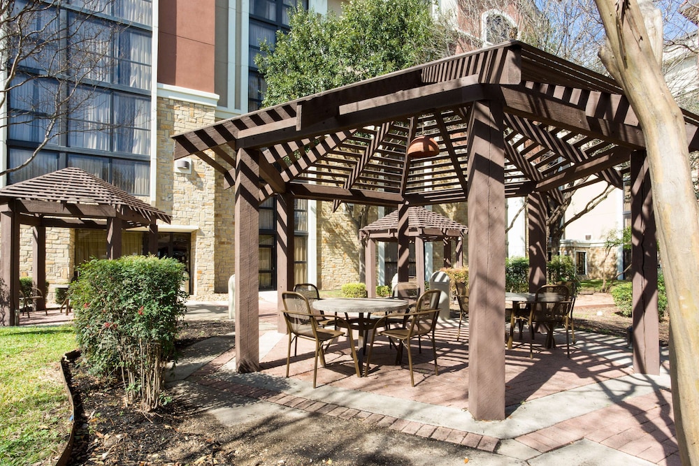 Drury Plaza Hotel San Antonio Airport 43/50