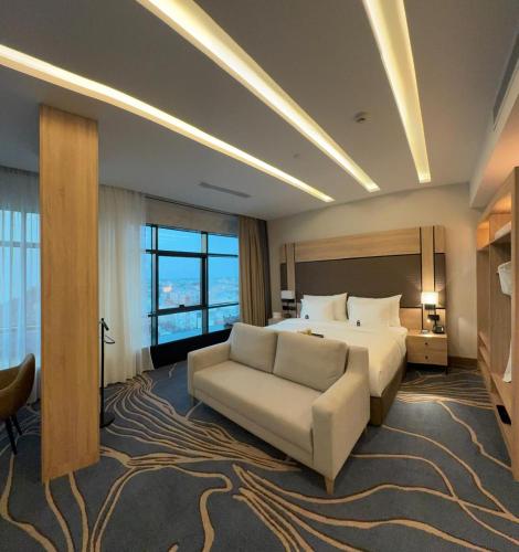Sea Tower Hotel 13/22