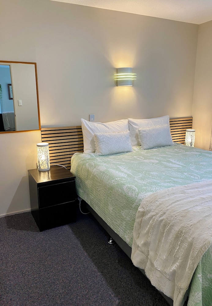 Heritage Park Lodge 20/59