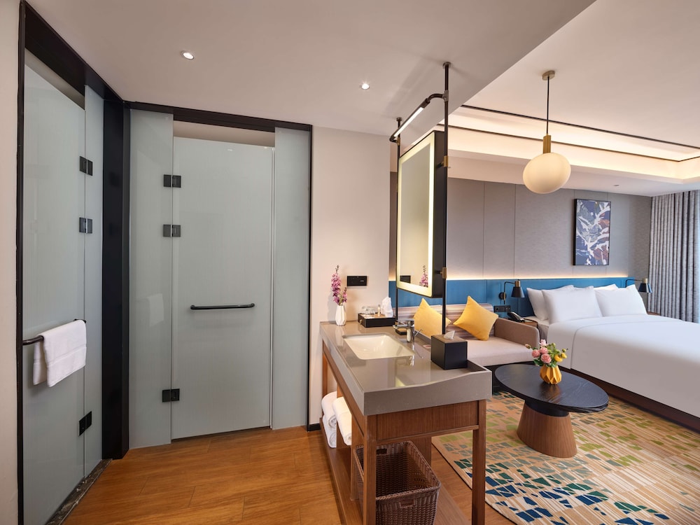 Hilton Garden Inn Jinzhou Central Street 22/44