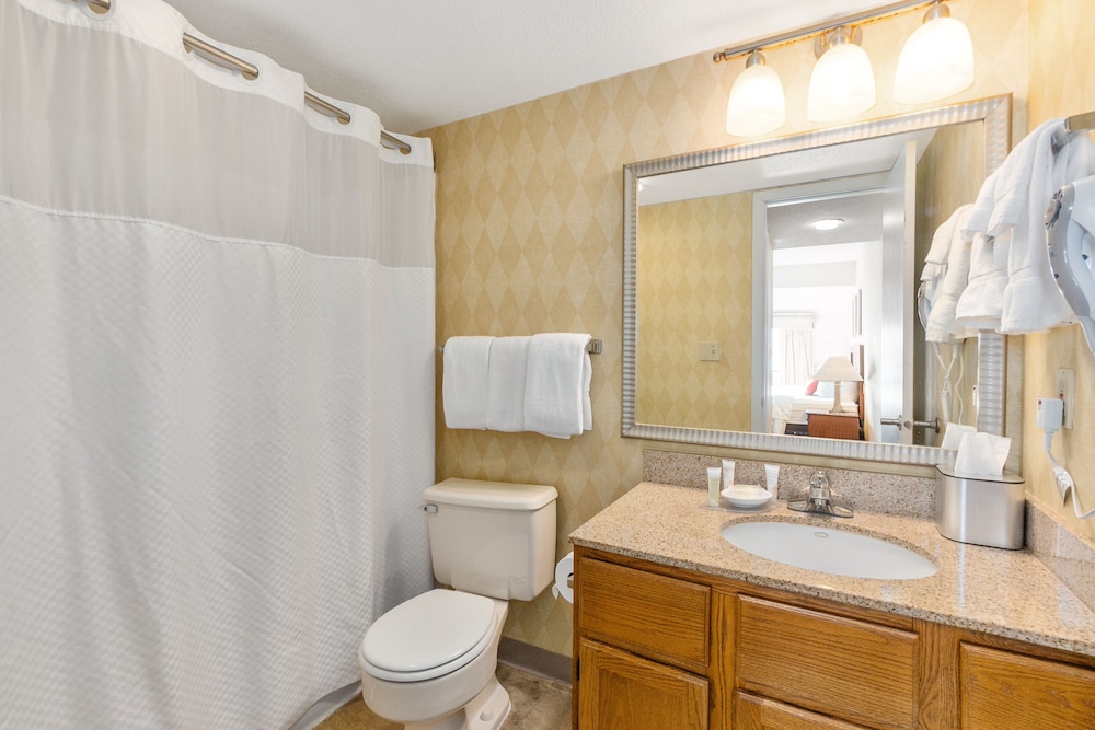 Residences at Daniel Webster 47/50