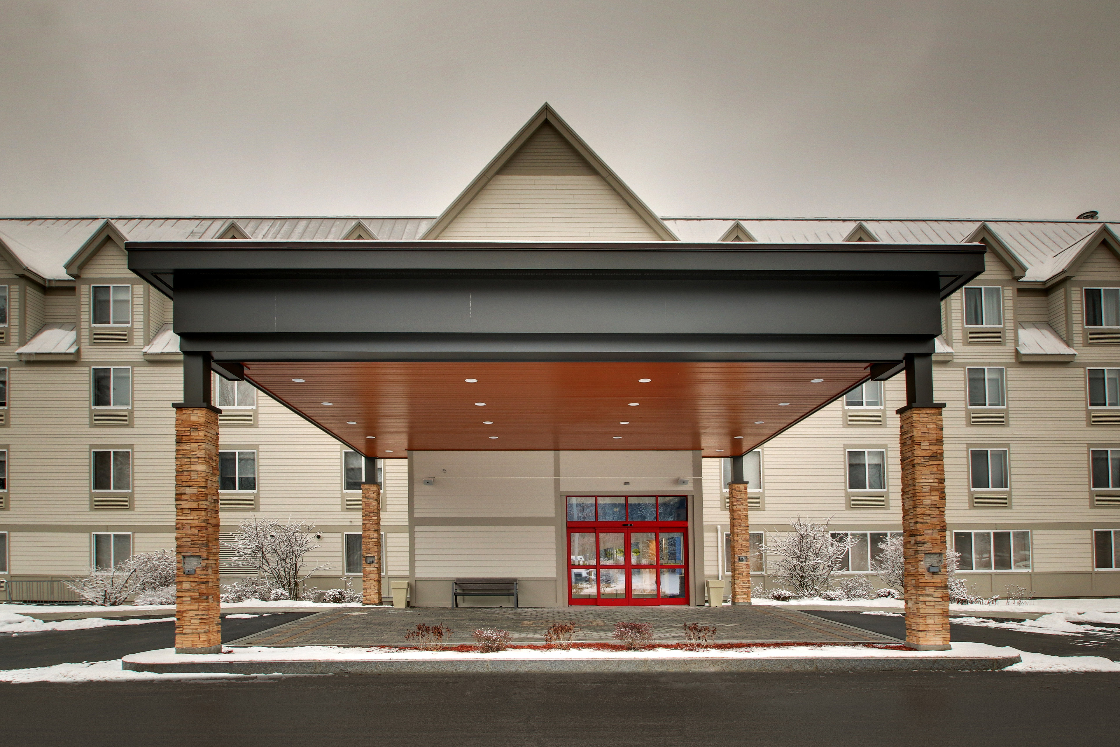 Holiday Inn Express & Suites Lincoln East - White Mountains 2/47