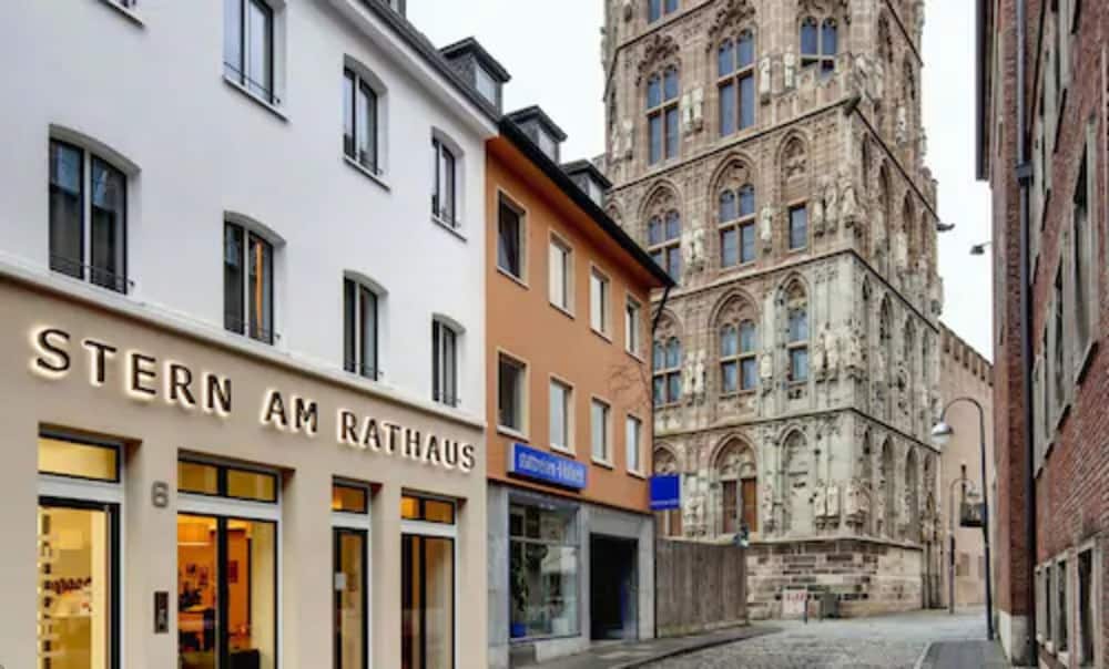 Stern Am Rathaus 40/41