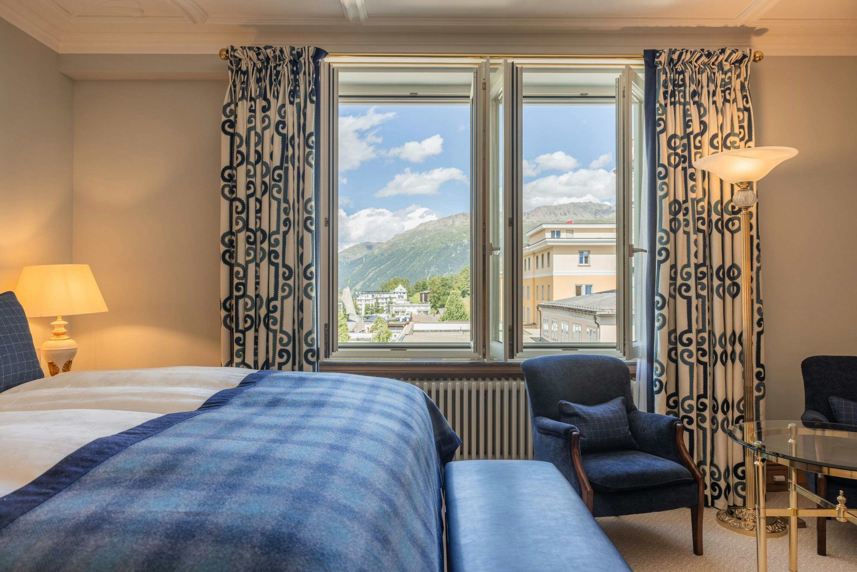 Kulm Hotel St Moritz 28/83