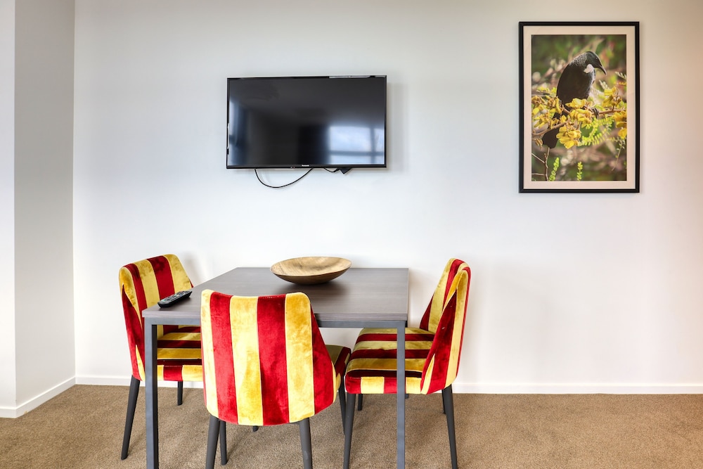 Ramada Suites by Wyndham Auckland Manukau Pacfic Centre 53/64
