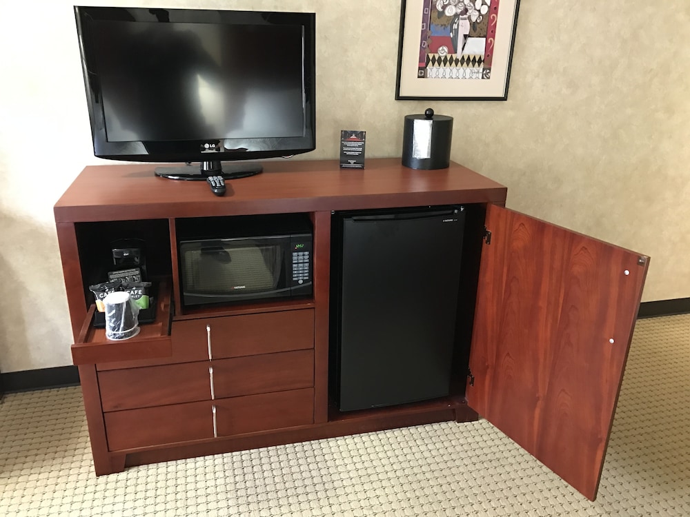 Hollywood Casino Joliet 38/42