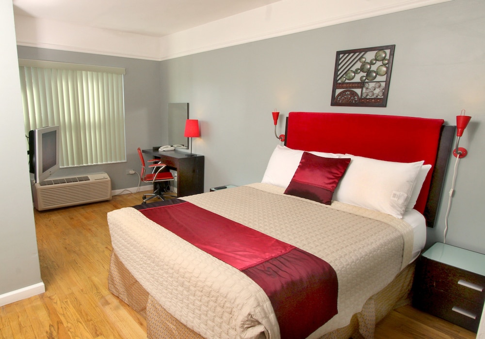 Ponce De Leon Hotel 19/50