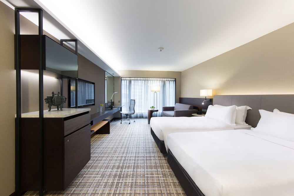 CITY VIEW ROOM