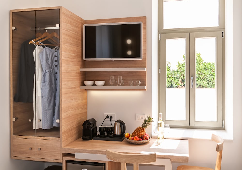 Epavli Boutique Hotel 31/65