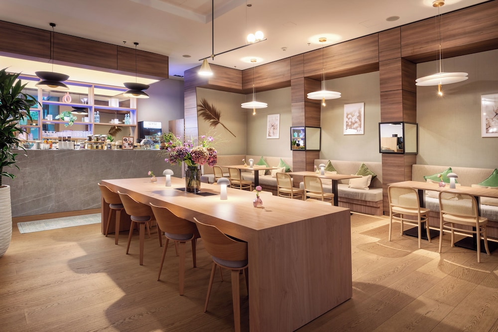 Melia Dusseldorf 34/46
