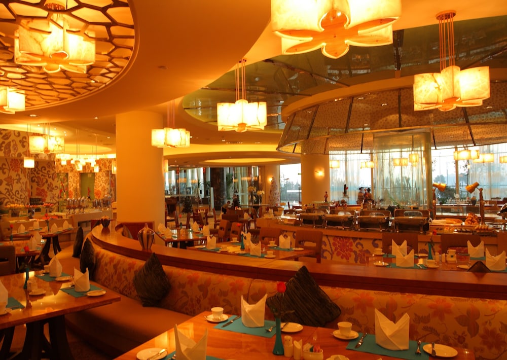 New Century Grand 28/29