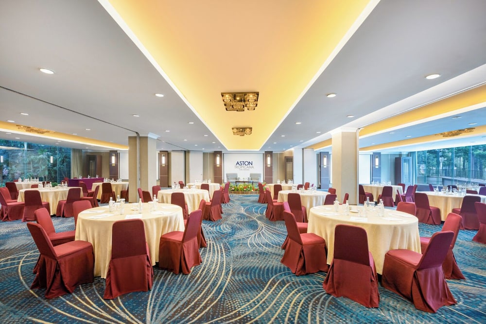 Aston Tropicana Hotel Bandung 43/69