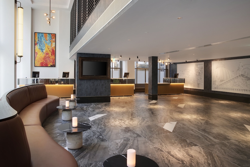 Leonardo Royal Hotel London St Pauls 12/85