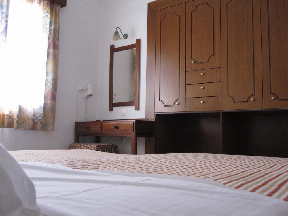 AMAZONES VILLAS APARTMENTS 13/32