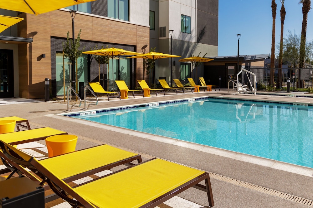Residence Inn by Marriott Anaheim Brea 41/49