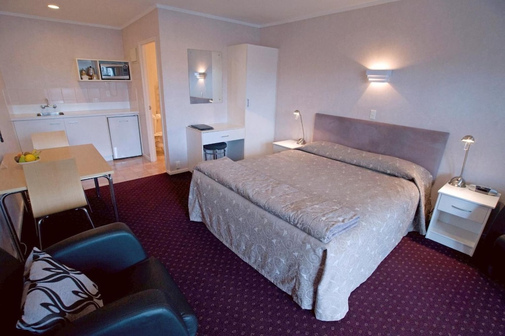 Manukau Motor Lodge 7/58