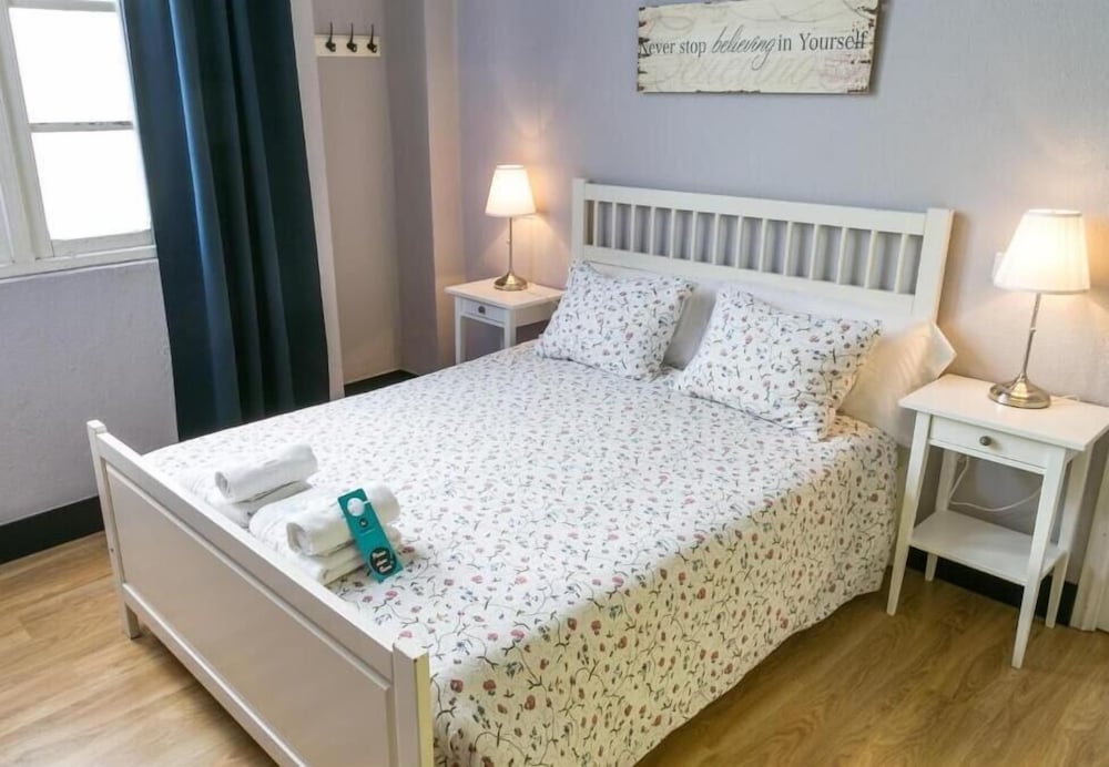 B&B Hi Valencia Canovas 24/60
