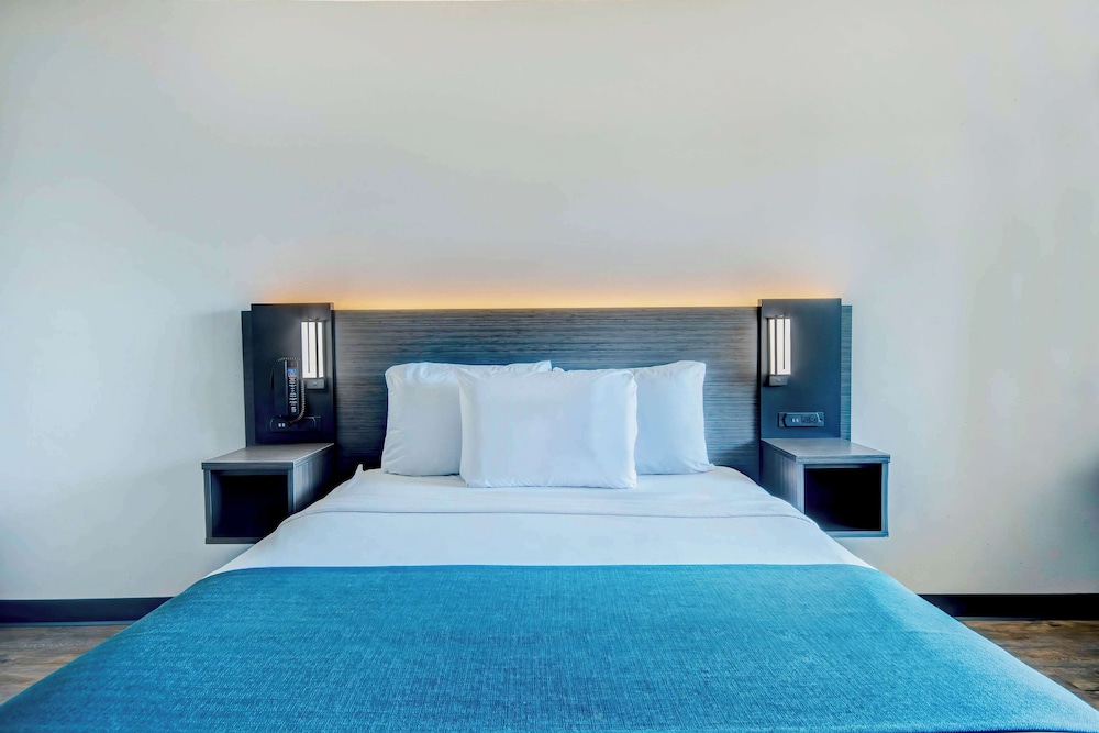 Studio 6 Extended Stay - Ocean Springs, MS 30/53