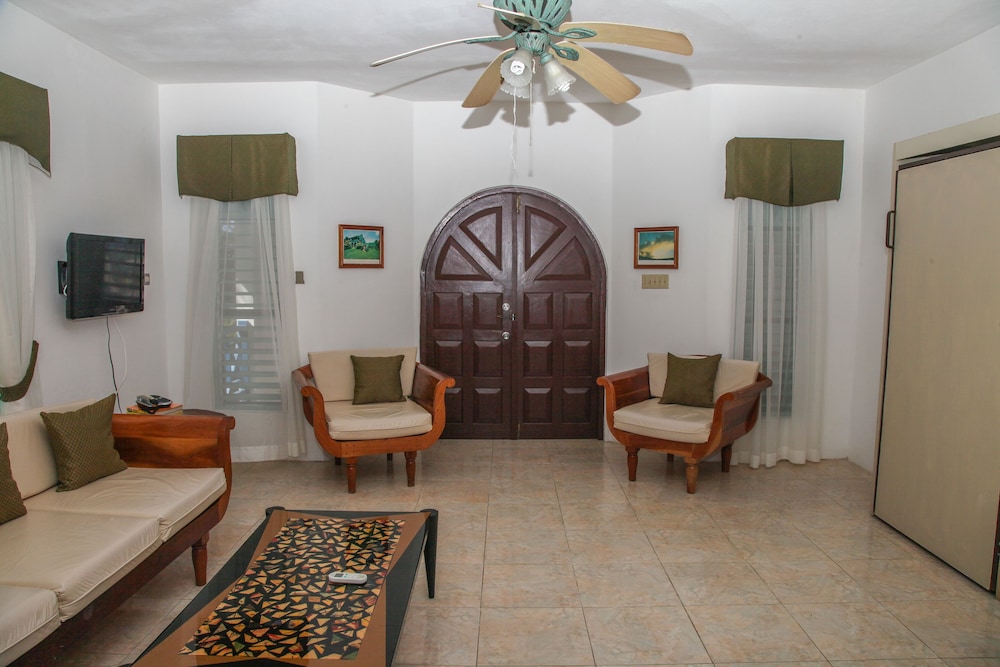Negril Tree House Resort 40/69