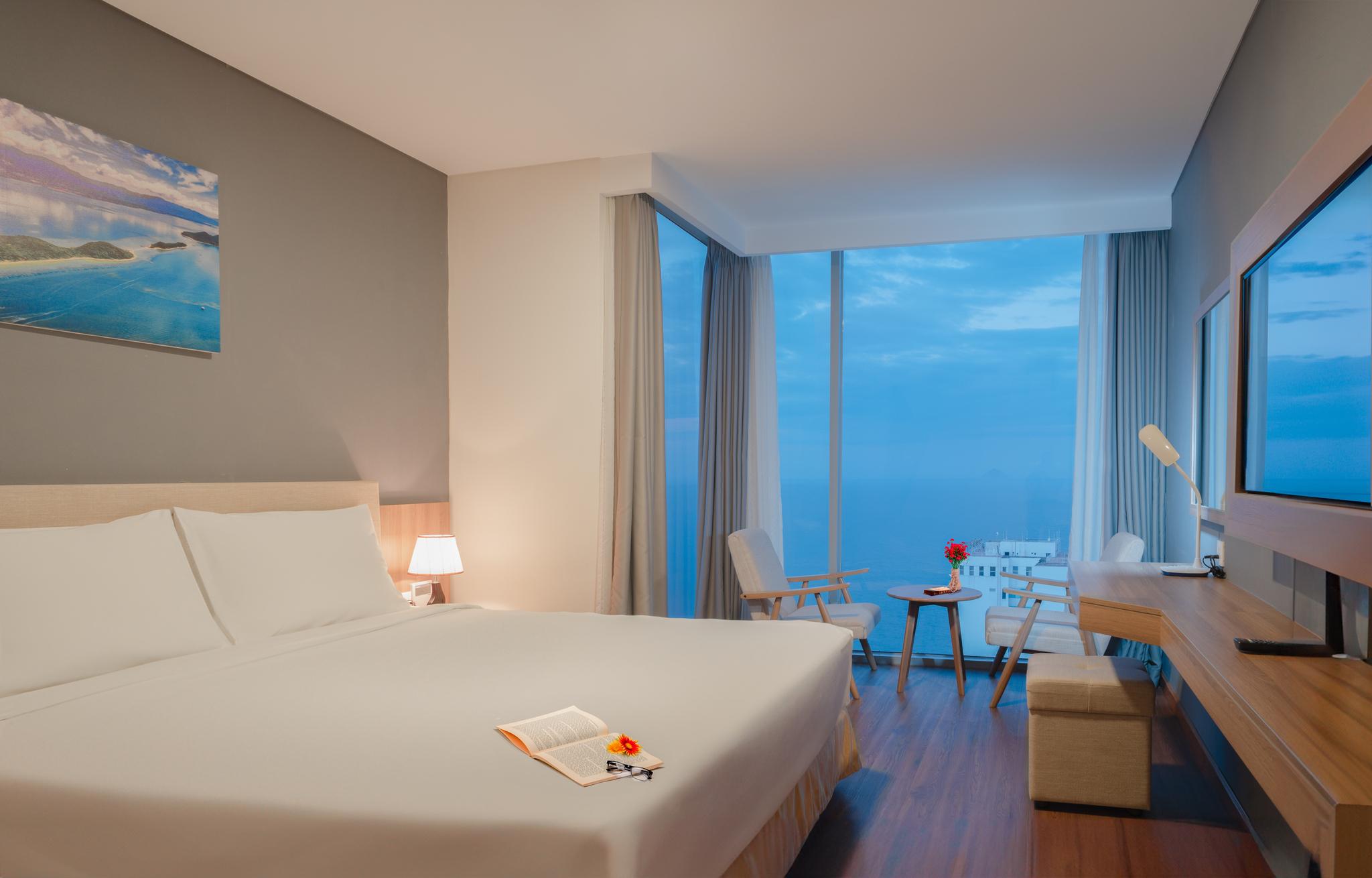 Ocean, Luxury
