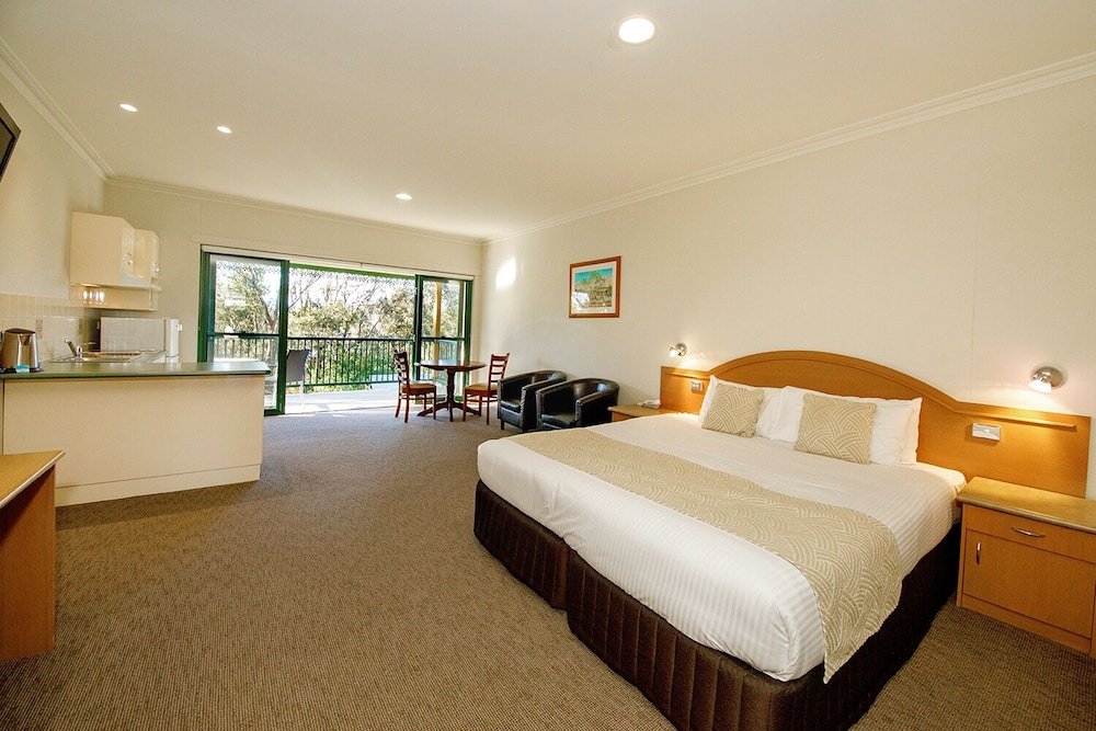 Yarrawonga Mulwala Golf Club Resort 30/86