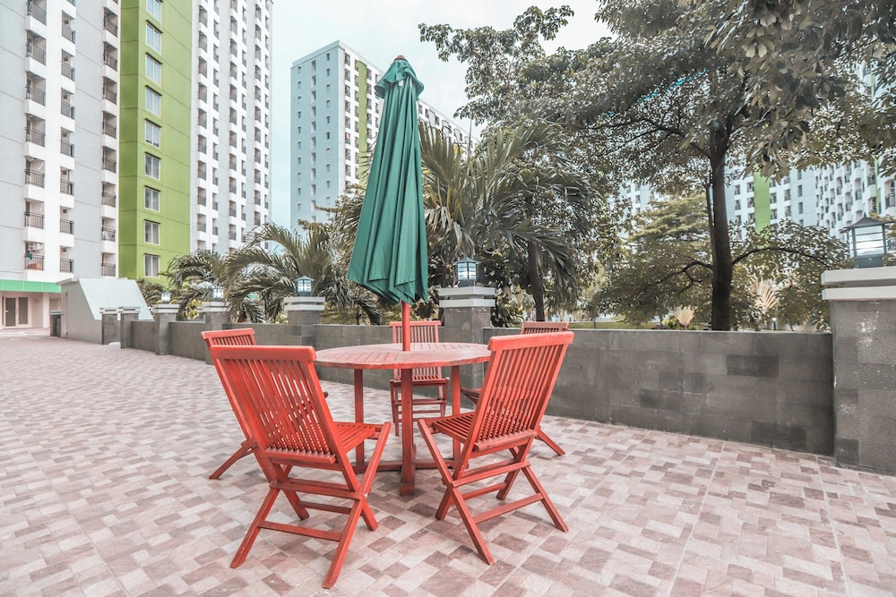 OYO 498 Green Lake View Ciputat 51/65