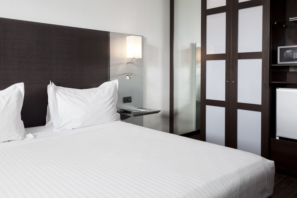 AC Hotel Algeciras by Marriott 9/48