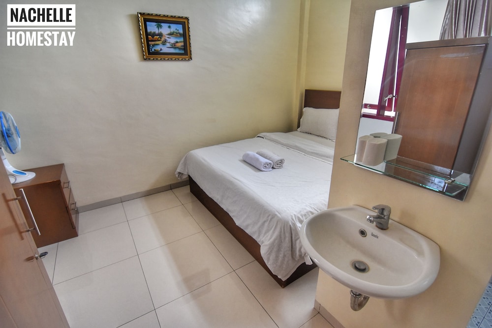 Berastagi Nachelle Homestay 50/50
