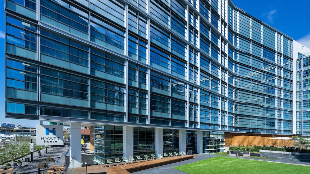 HYATT HOUSE WASHINGTON DC / THE WHARF 54/64