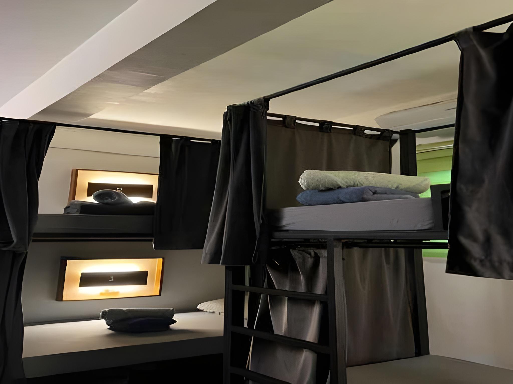 MIXED DORM, 6 BEDS