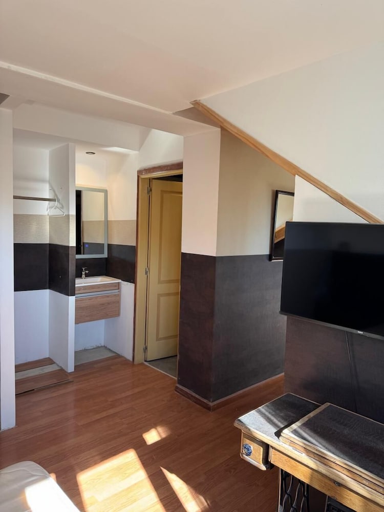 Meulen Hosteria & Apart 8/65