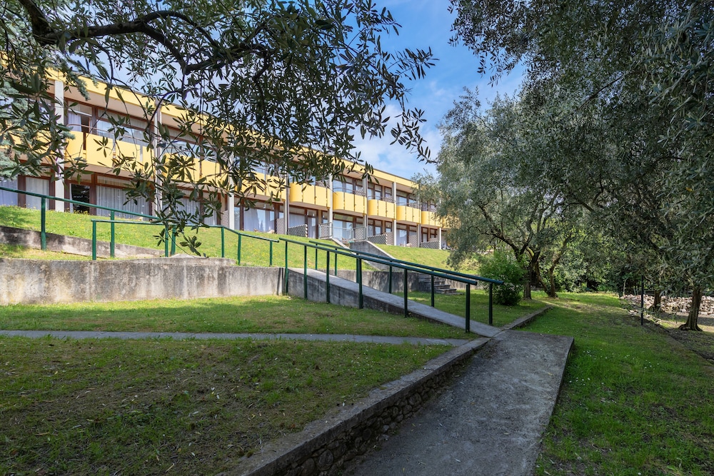 Sport Hotel Olimpo 62/65
