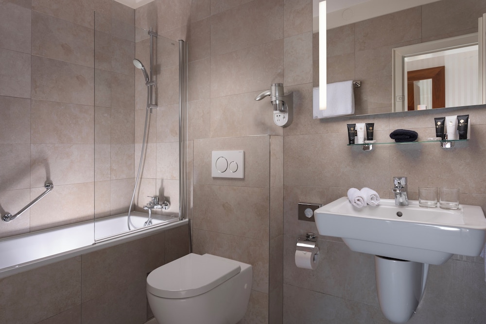 Hotel Pod Vezi 59/60