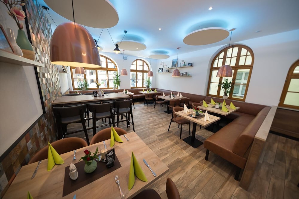 Hotel Restaurant Piazza 35/50