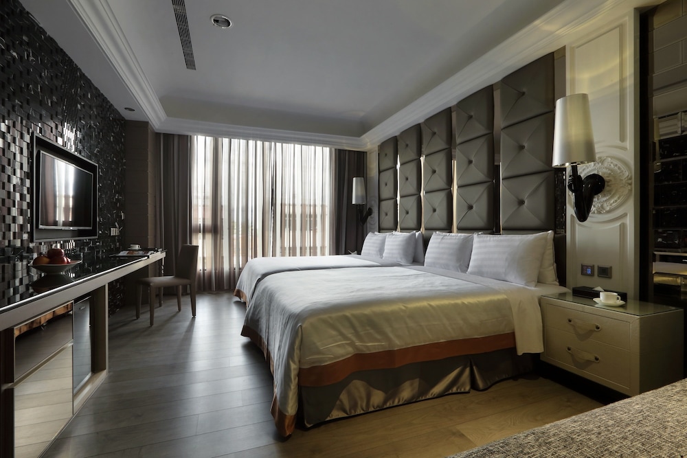 Puli Ease Hotel 8/60