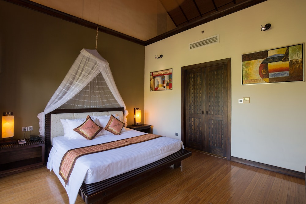 Diamond Bay Resort & Spa 18/74