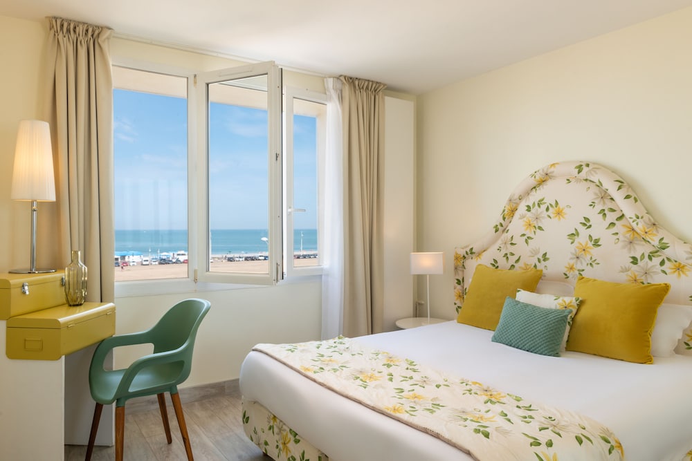 Hotel De La Plage 28/71