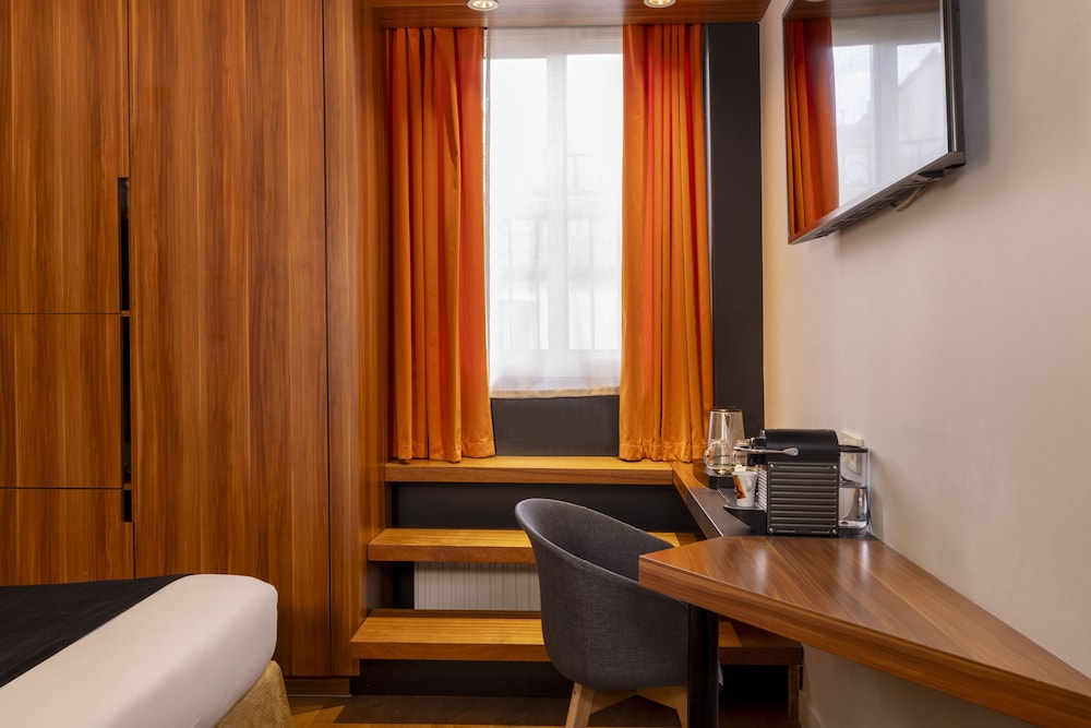 Hotel Elixir Paris 74/74