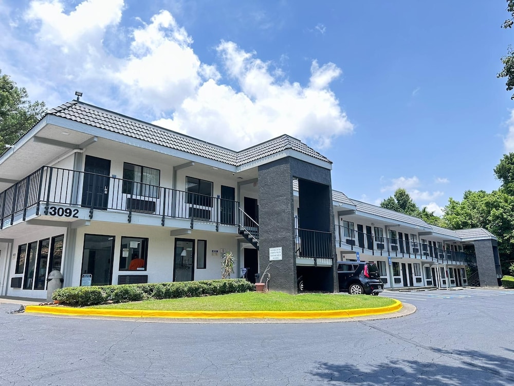 Masters Inn Doraville 25/25