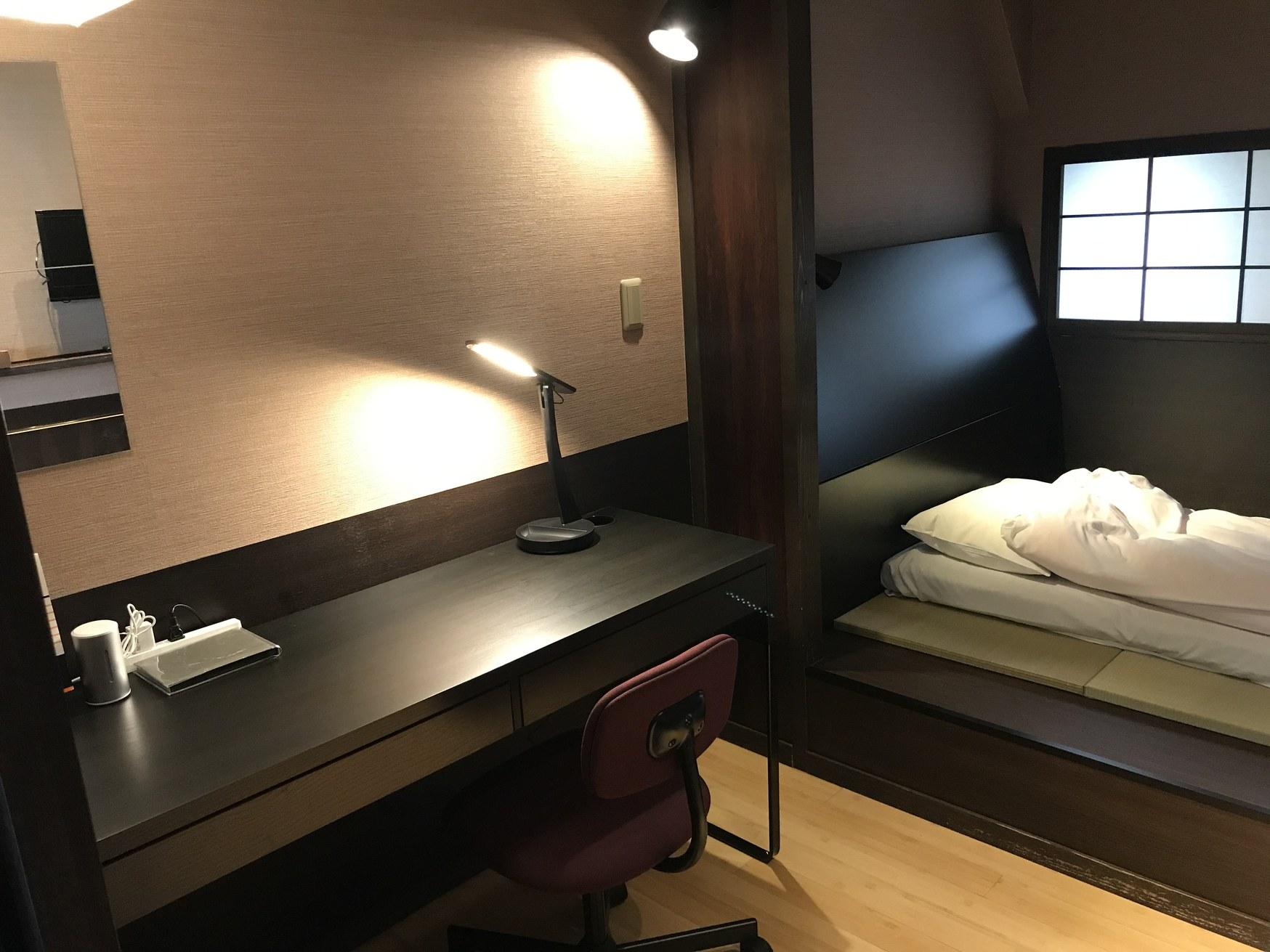 Budget, Single, No Window