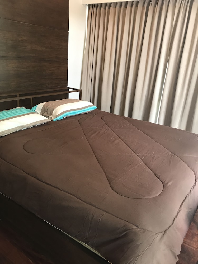 Simantra Private Villas 7/24