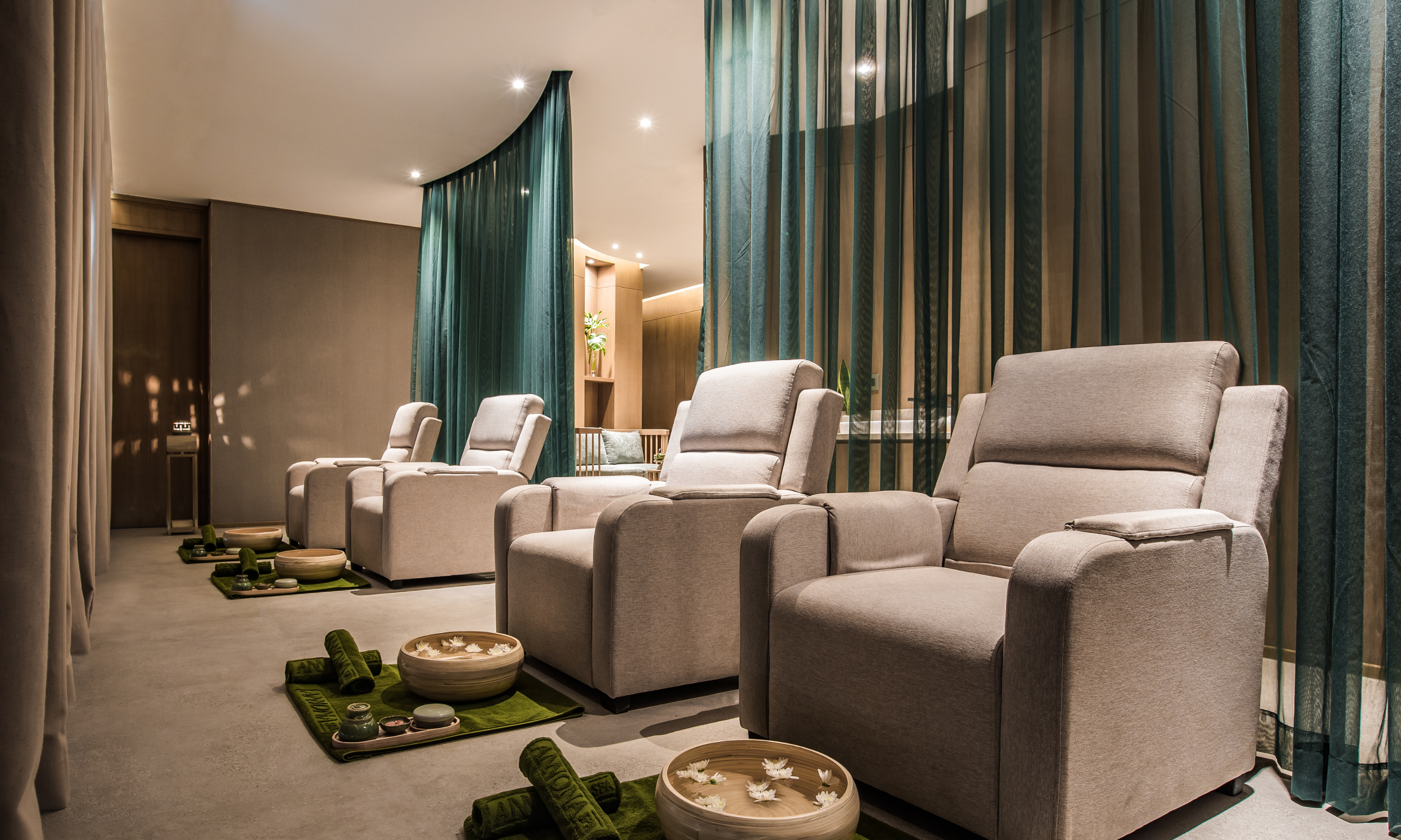 Prince Hotel Da Nang 50/75