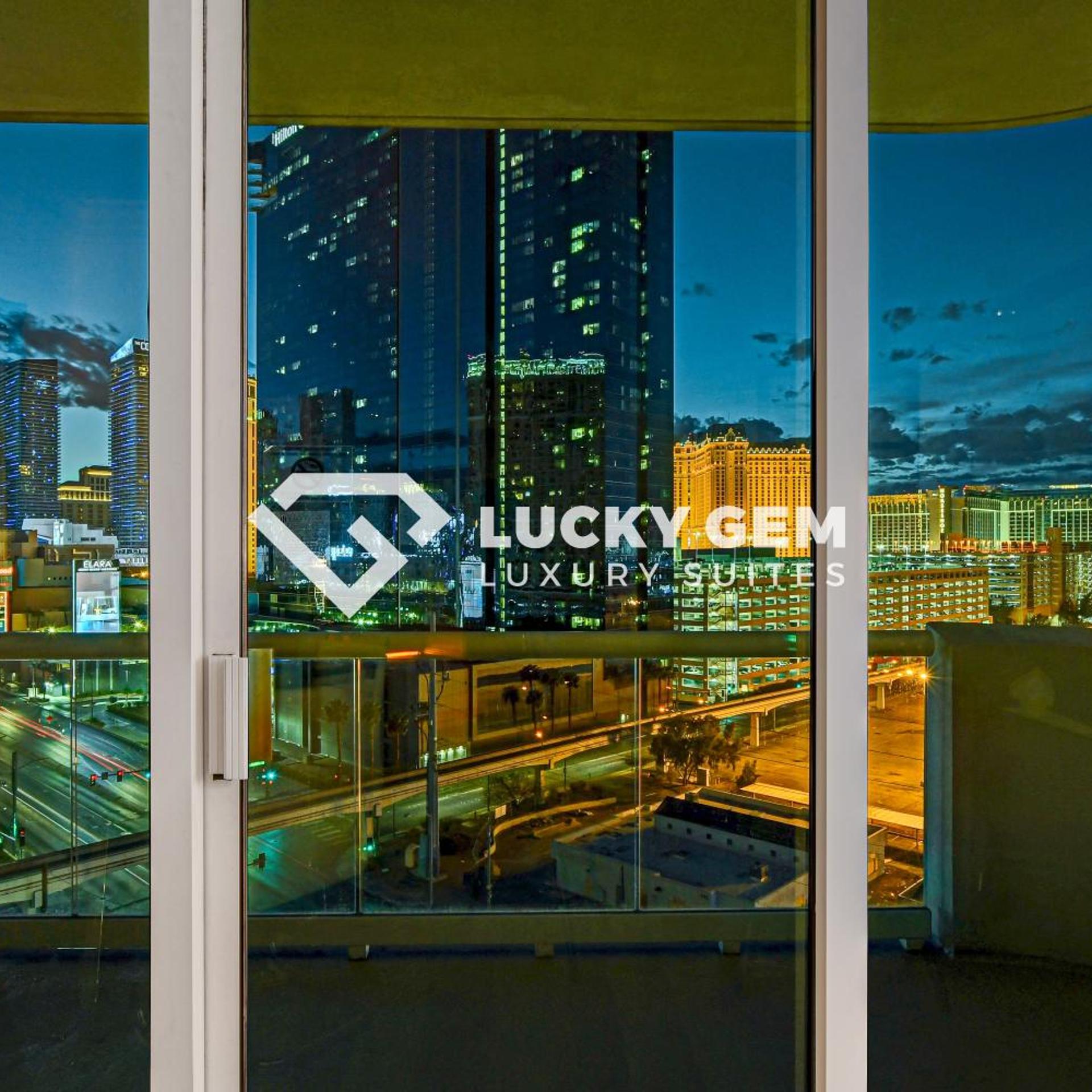 SPHERE VIEW - Signature MGM Resort Lucky Gem Penthouse & Luxury Suites 10817 42/49