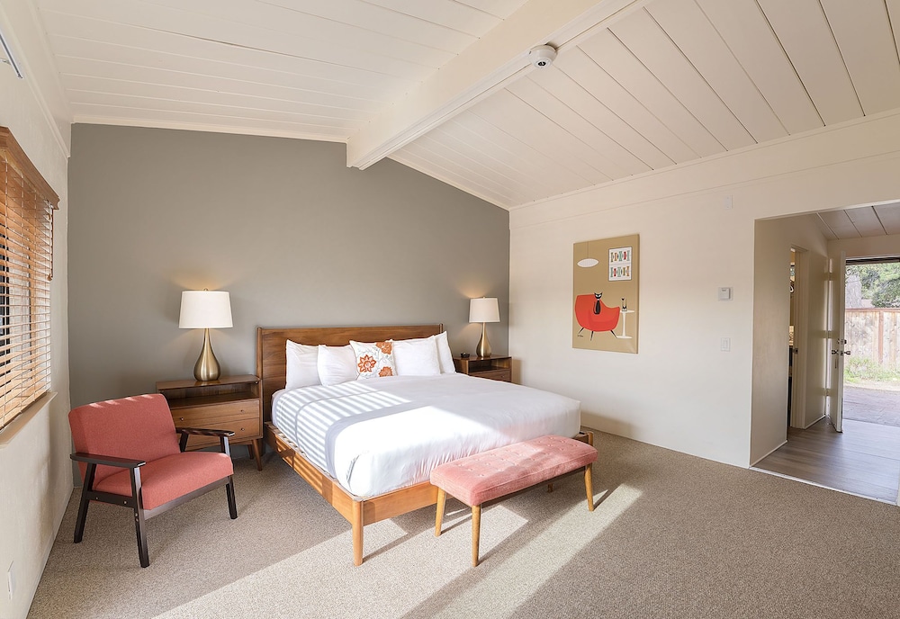 Contenta Inn 23/66
