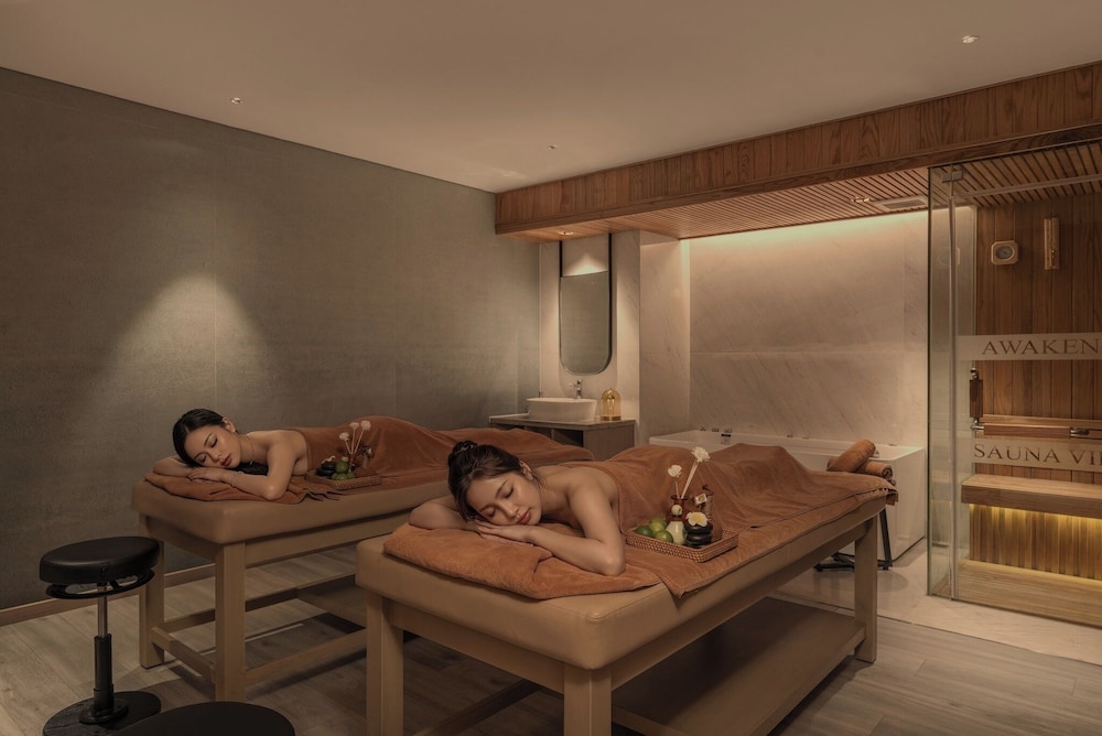 Awaken Danang Hotel 29/48